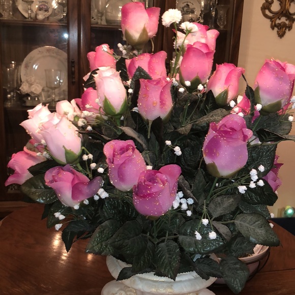 Pottery style Angel vase. Angelic and beautiful. Ivory with rose gold shimmer - Picture 6 of 15